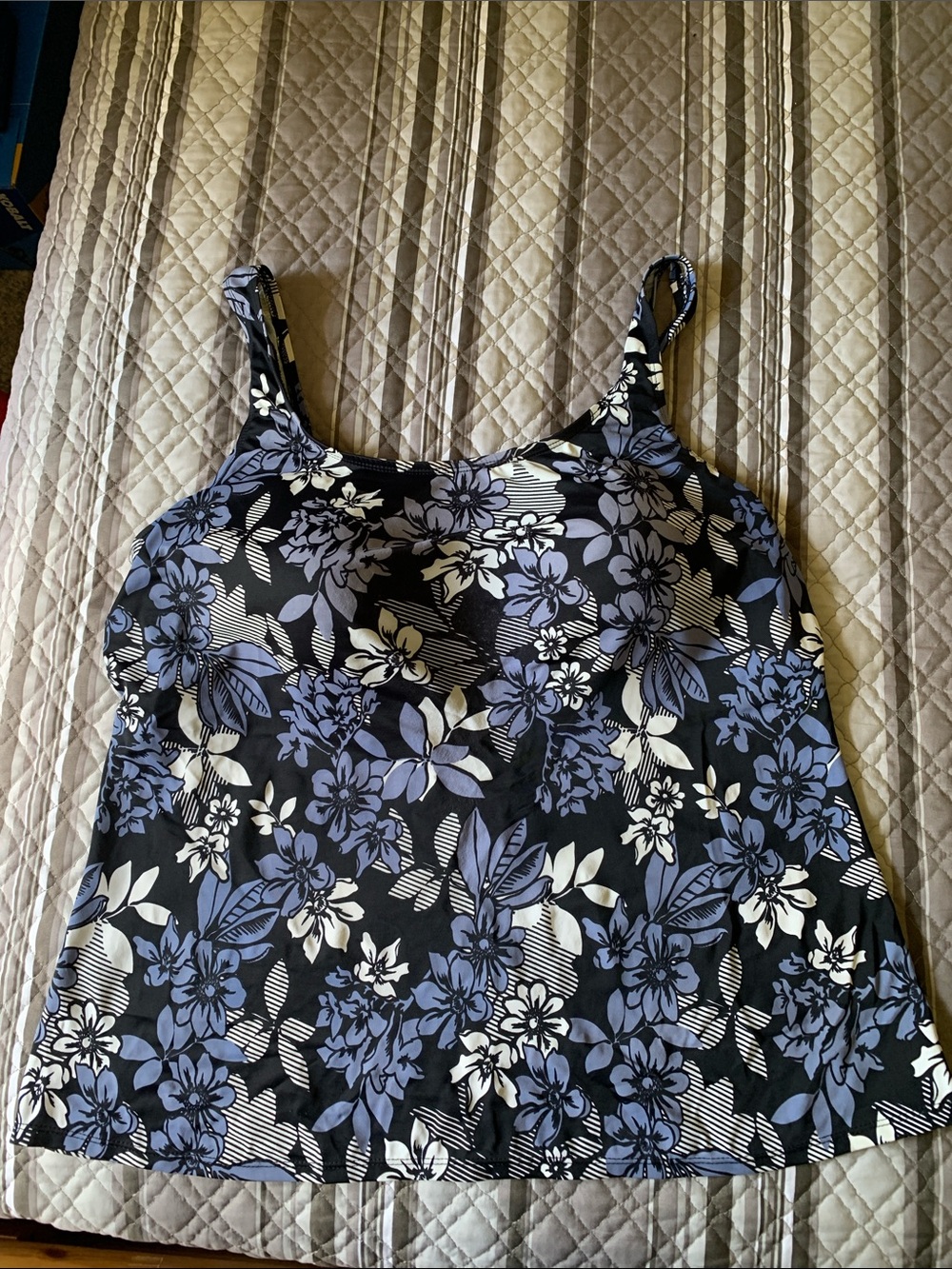 Beach Belle Floral Swim Tank Top - Picture 7 of 7